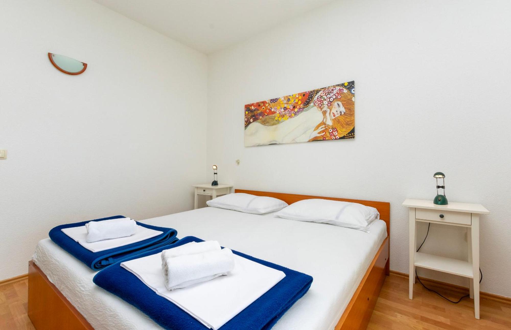Apartments Ivo - Sea View; Pisak Buitenkant foto
